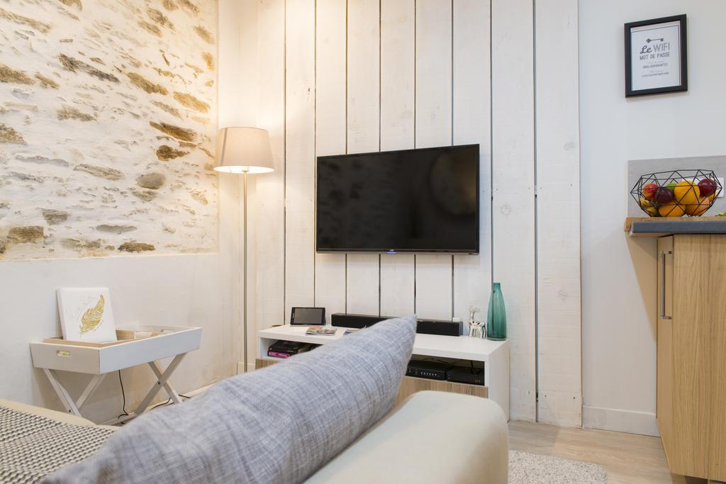 Unsejouranantes - Le Bel Air Apartment ภายนอก รูปภาพ